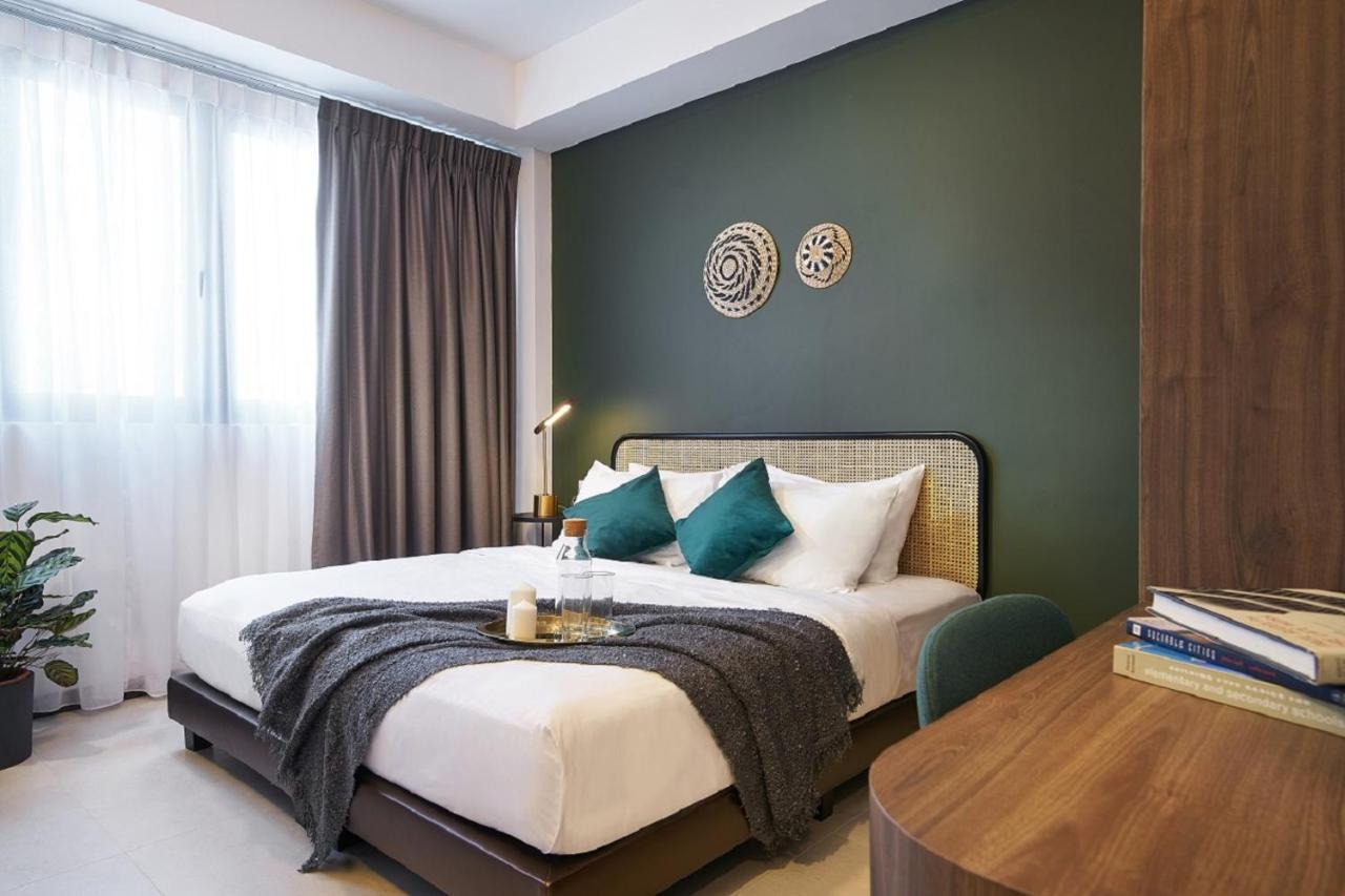 One-Bedroom Deluxe